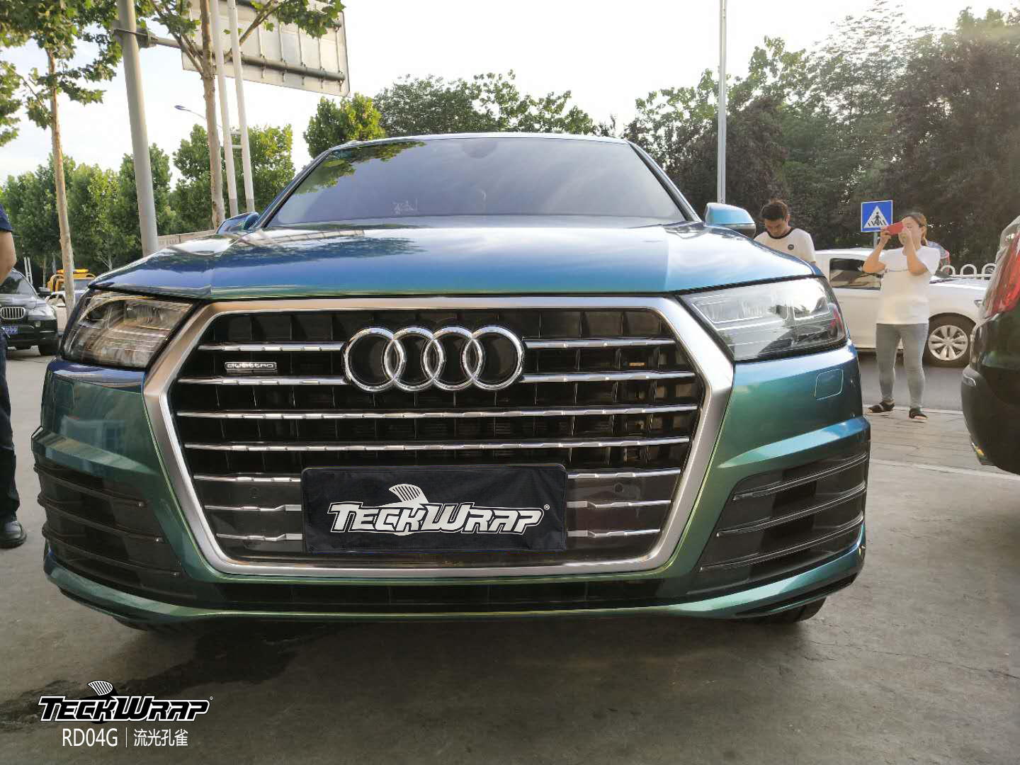 奥迪q7 汽车改色贴膜teckwrap美国秃鹰rd04g流光孔雀