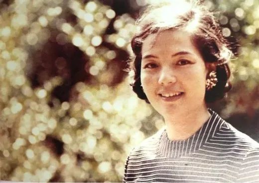 但就这样,三个人纠缠不休的关系还是长达了八年之久,林婉珍才决定离婚