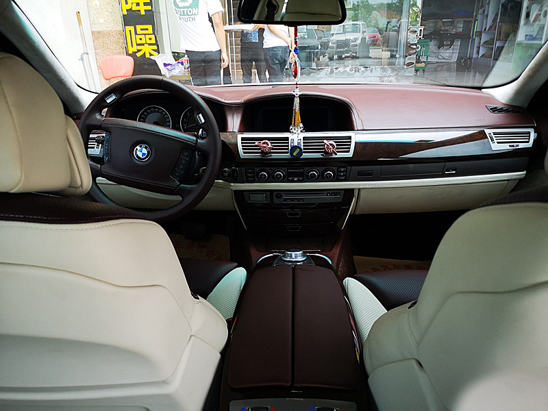 安康宝马740内饰改装安康酷车小栈