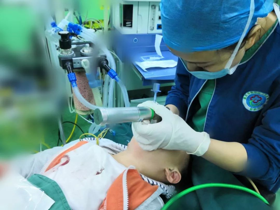 【以真实病例为中心的麻醉解决方案】小儿七醚吸入 静脉诱导插管全麻