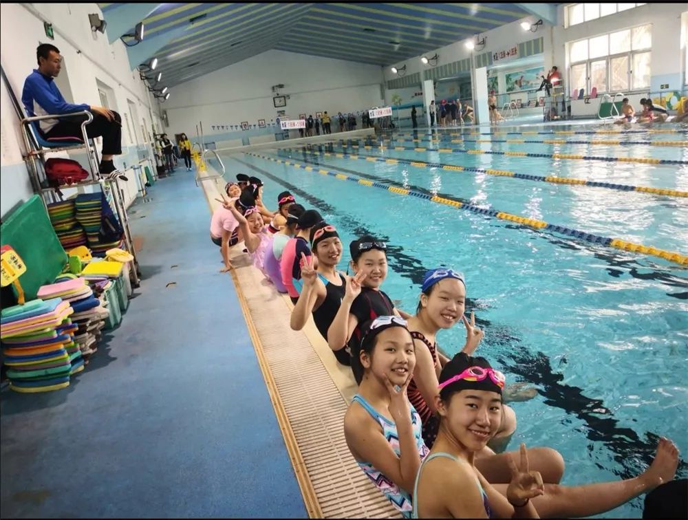 六年级女生照片游泳图片