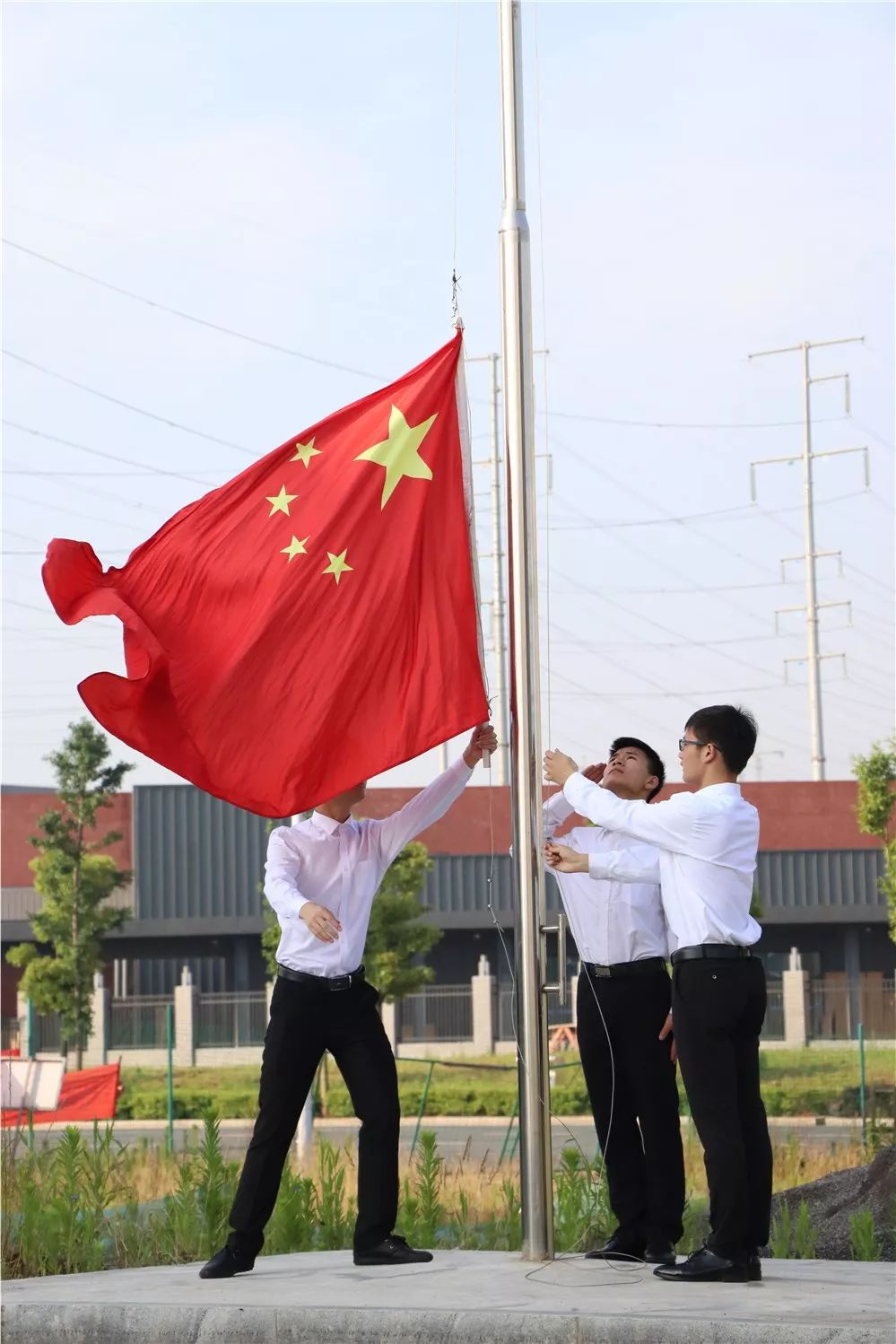 国旗下讲话诚信为本感恩所遇