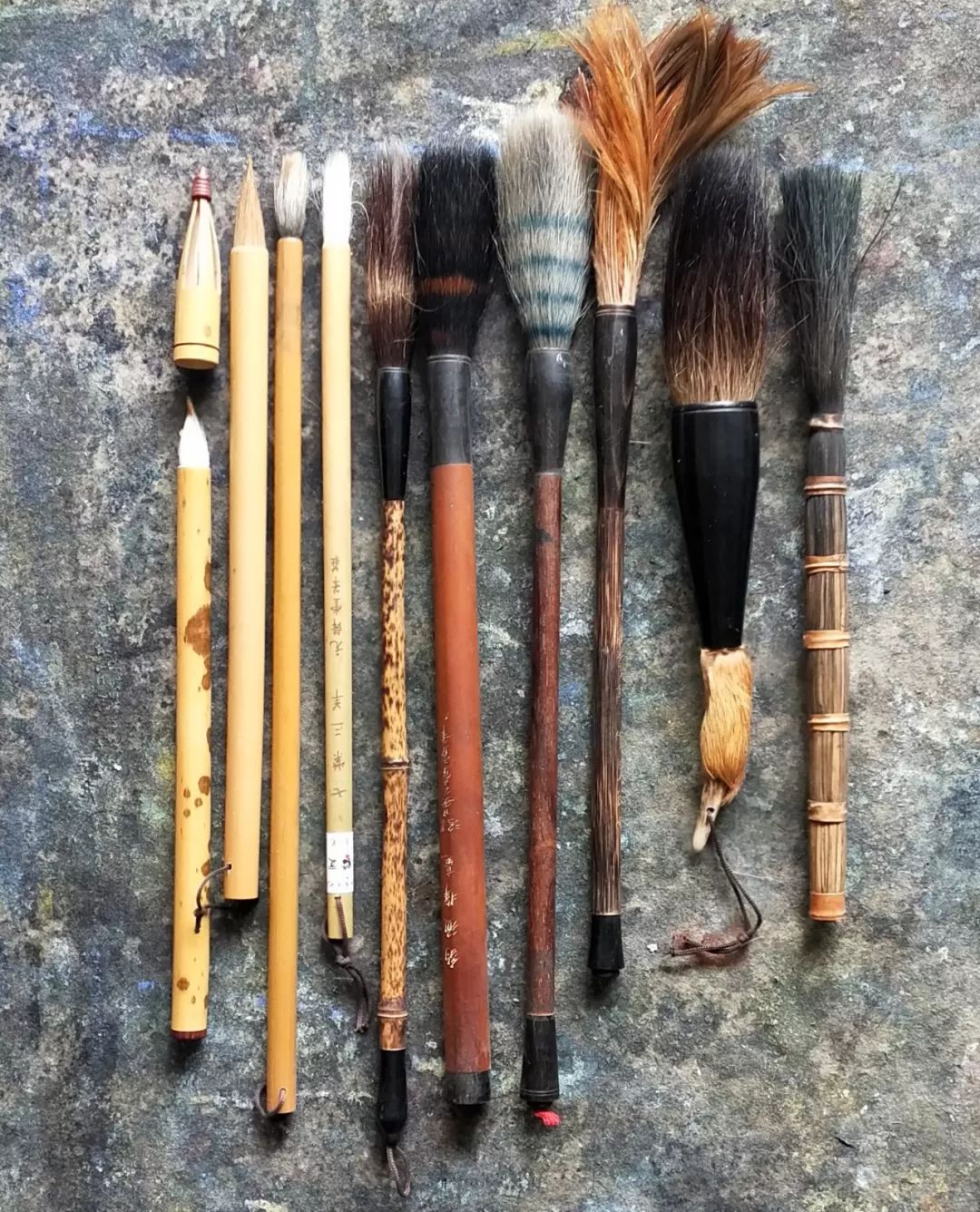 让大家了解,毛笔到底有多少种类?古人又是怎么玩笔的?