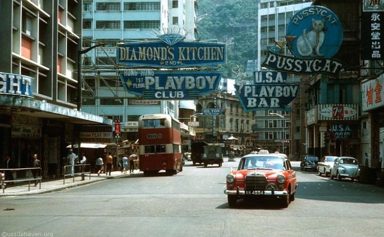 真实的香港想不到吧60年代末的香港竟然是这样子的
