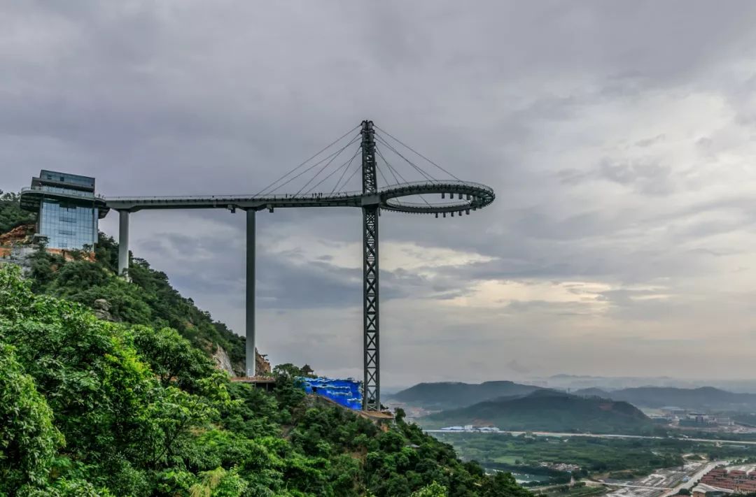 激情冲浪大型水上项目山水泳池169元秒黄腾峡山水乐园1大1小门票