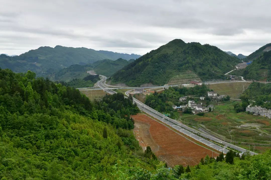 端午节高速公路不免费7日9日成都出行咋个不堵看过来