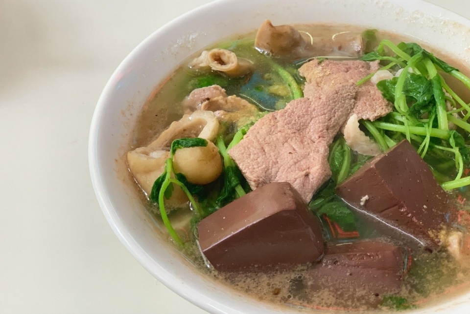 真珠花菜,鸡蛋,猪肉,猪血等一起煮汤吃,能起明目,去热毒,驱腹虫的作用