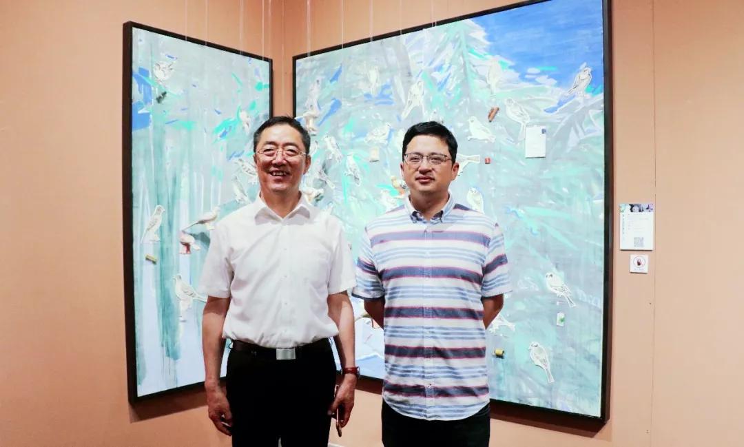 快讯中国美院青竹画材奖学金颁奖典礼
