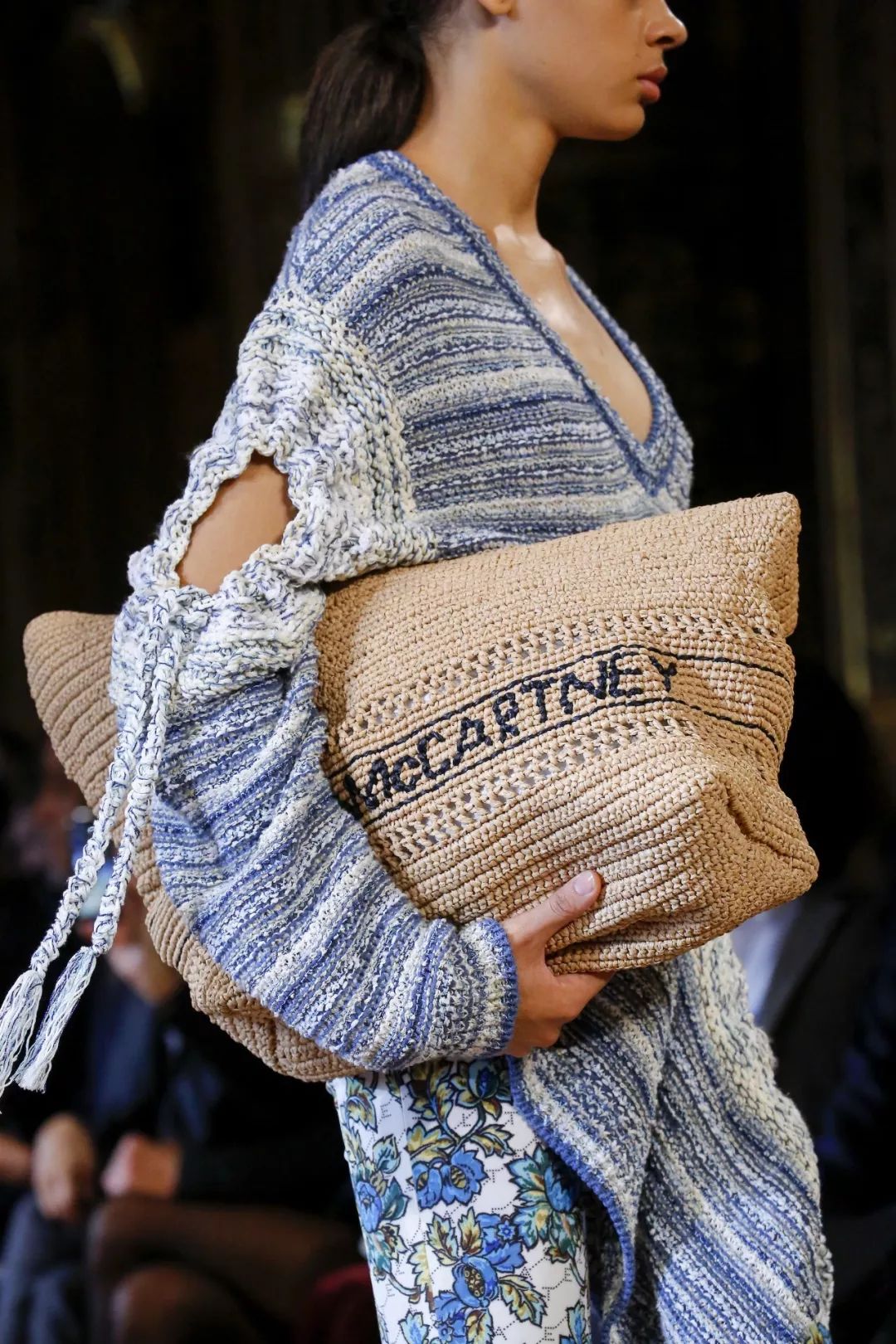 包太太夏日宠儿草编包你以为只能度假用