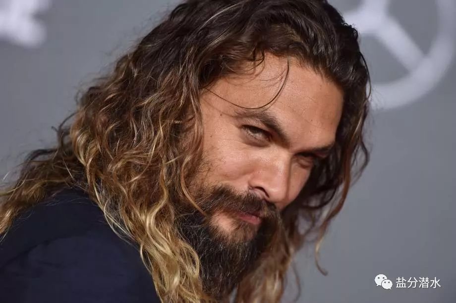 海王扮演者杰森莫玛原地爆炸怒爆脏话百万人点赞