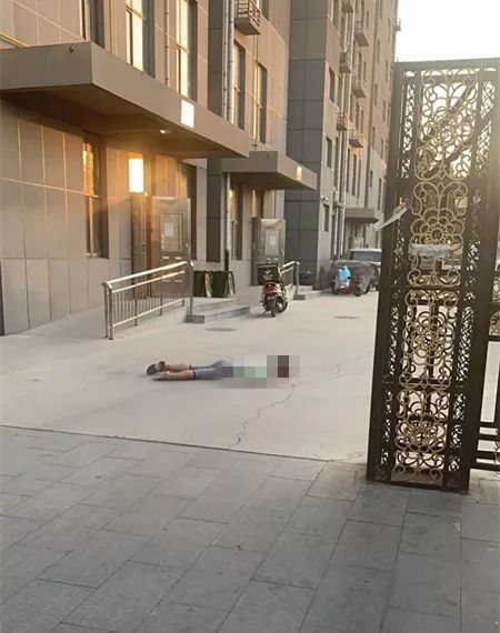 女生死亡坠楼图片