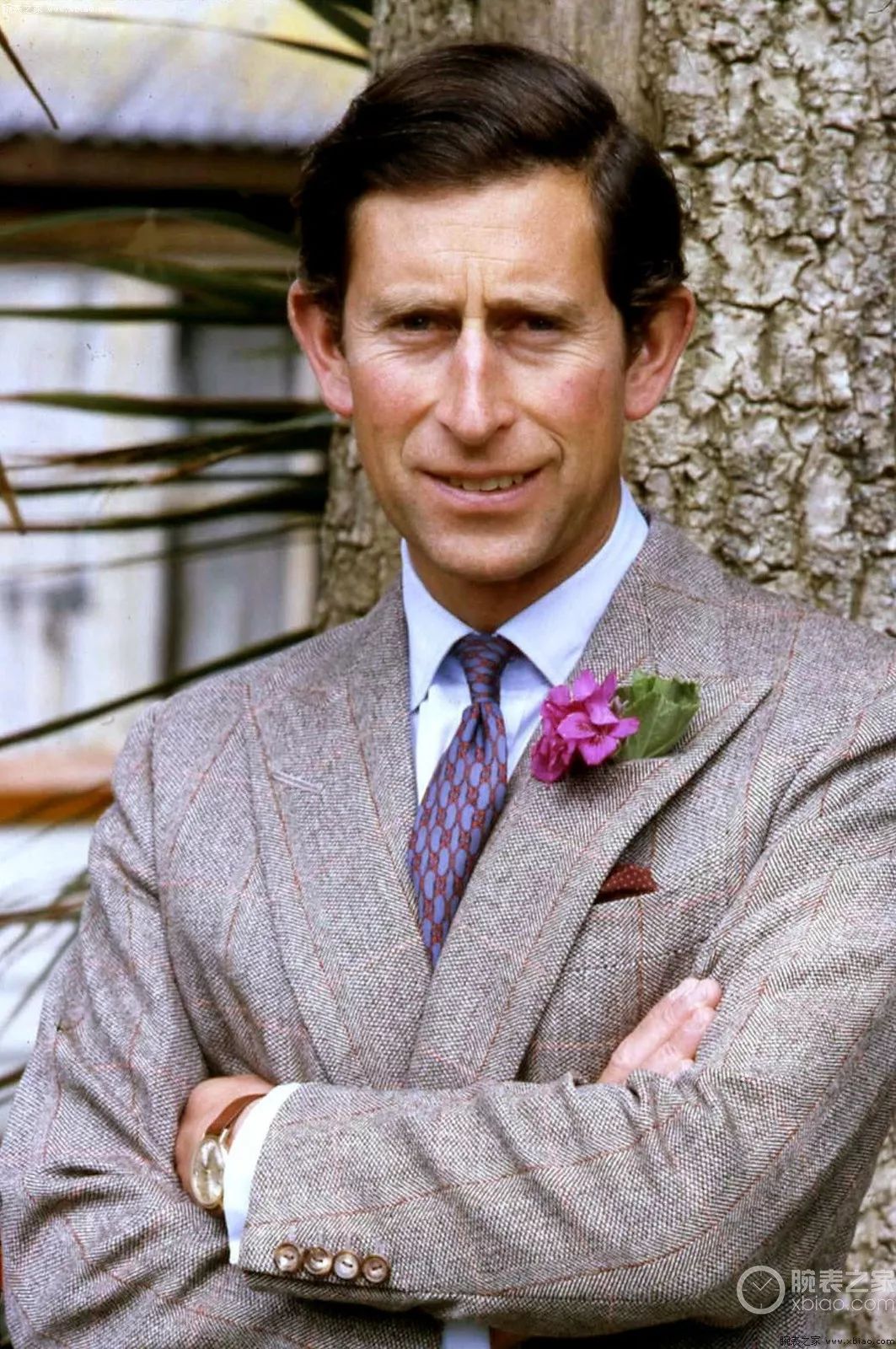 在女人身上他左右为难,选表他倒是挺坚定的_查尔斯