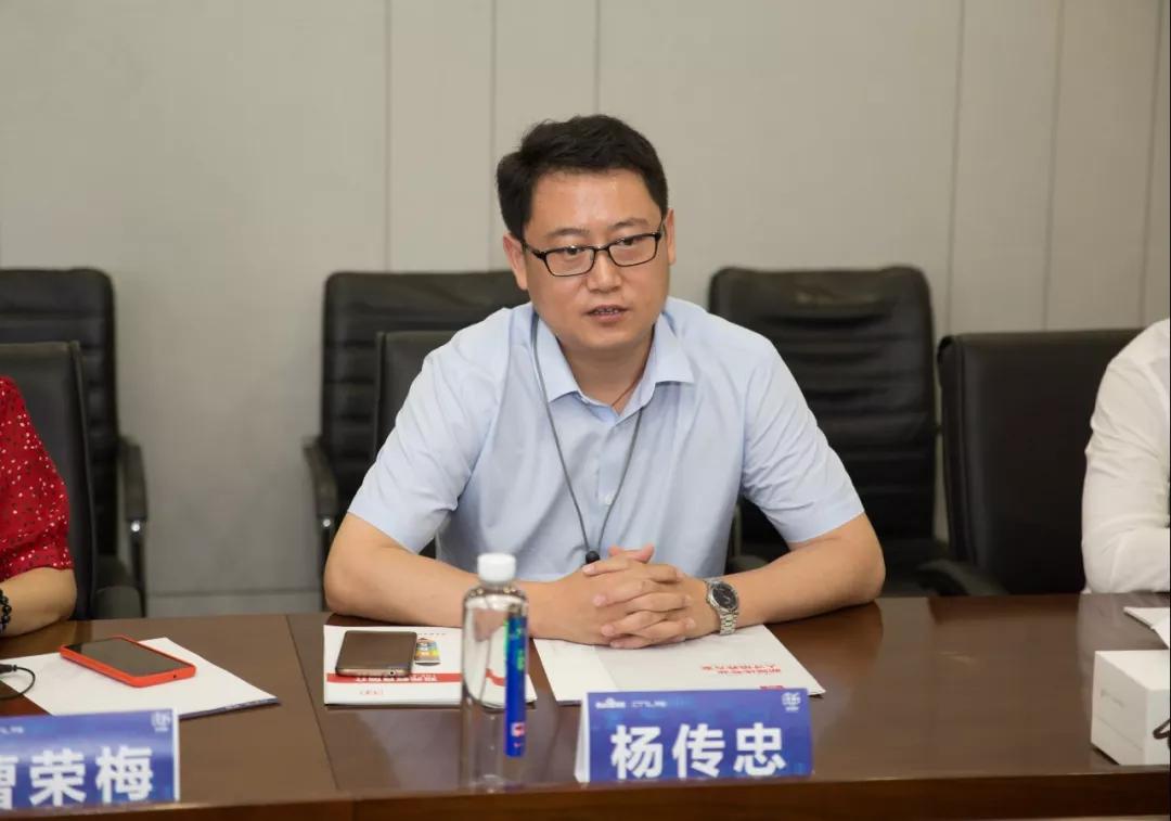 开创集团副总裁杨传忠,双元教育集团总经理刘虎城,双元教育集团执行总