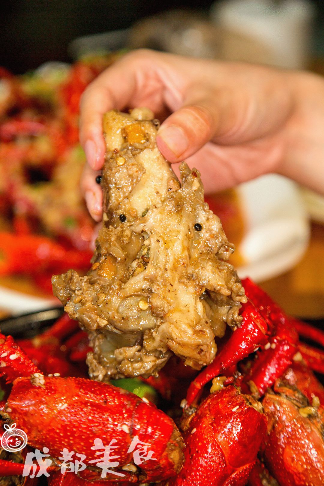 不限量的大号小龙虾自助来了入场券要过抢