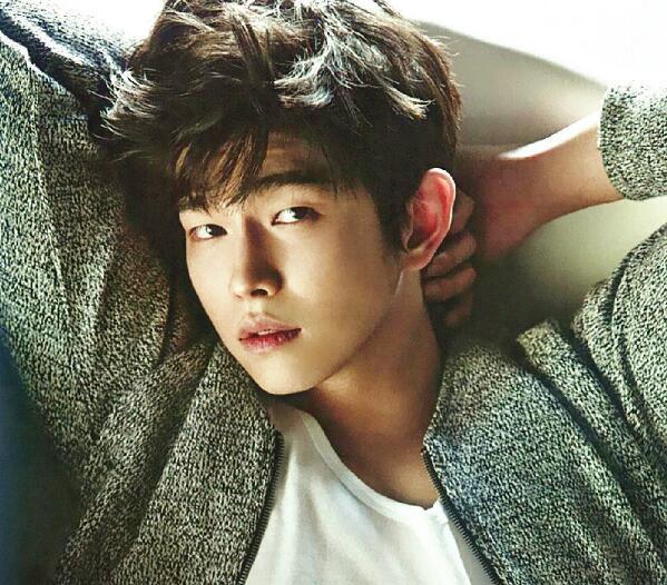 原创尹均相所属社否认恋情传闻只是妹妹的关系尹均相还是李钟硕的