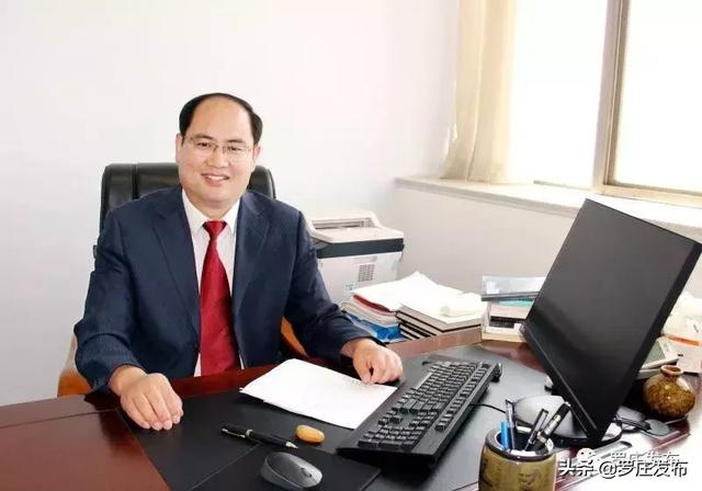 一生办好一所学校朱文宏,男,1974年12月出生,中共党员,临沂第十九中学