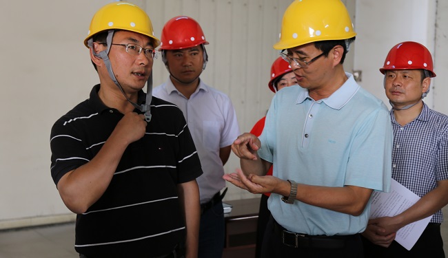 冯兆祥到我区督导长江经济带生态环境突出问题整改情况