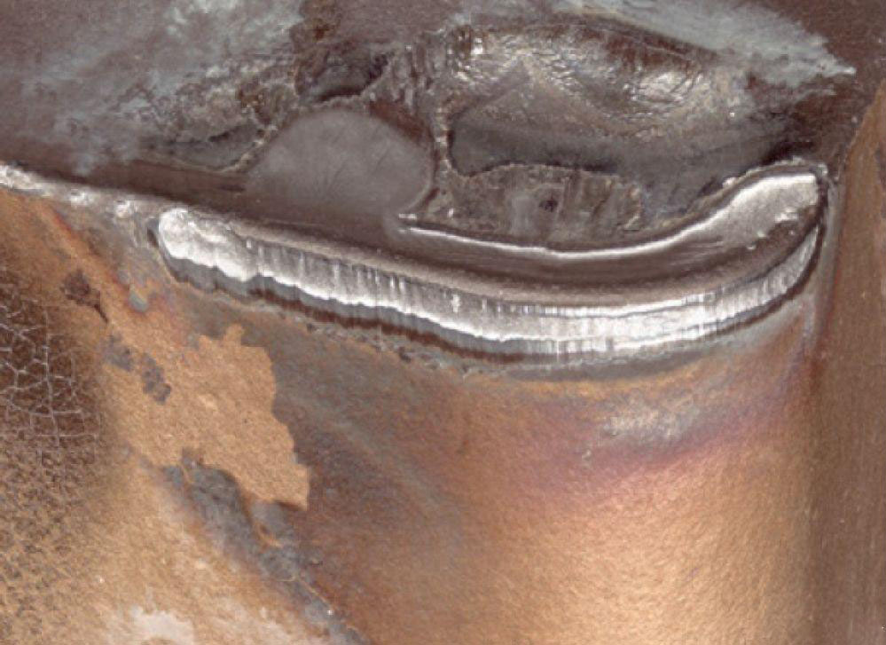 刀具磨损机理在金属切削加工中,加工中产生的碎屑与刀具前刀面剧烈