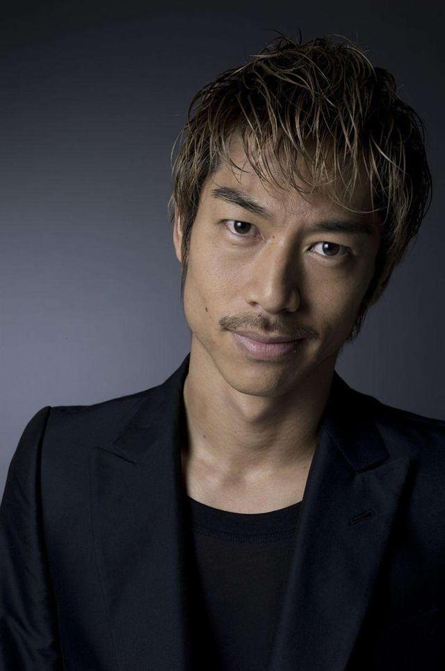 44岁林志玲闪婚日本男星,男方小她7岁,网友:还没有黄渤帅_黑泽