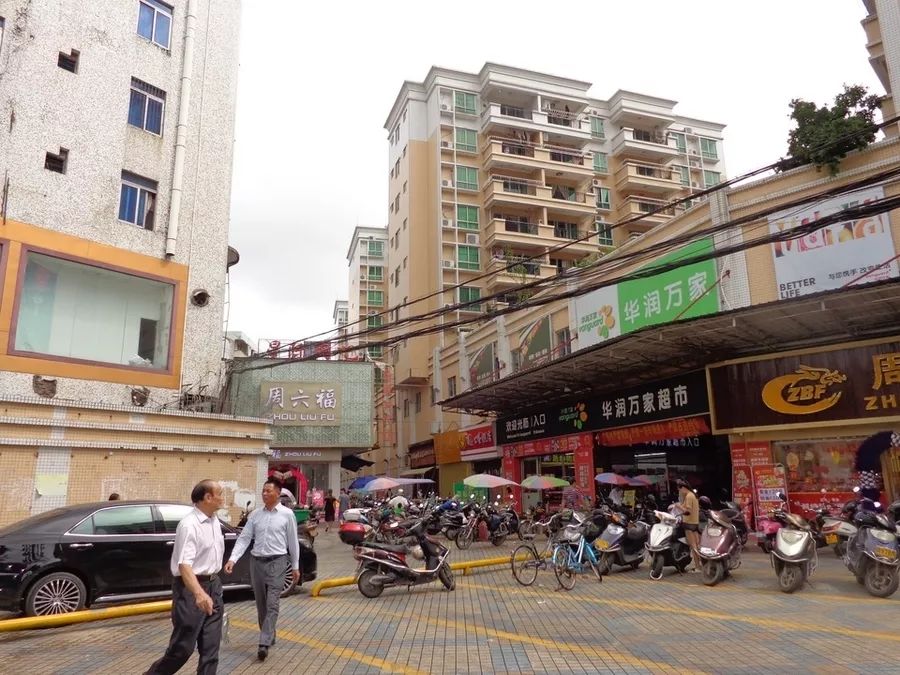 【第一次拍卖】电白县水东镇人民路25号茶餐厅(汇景食坊)首层14号商铺