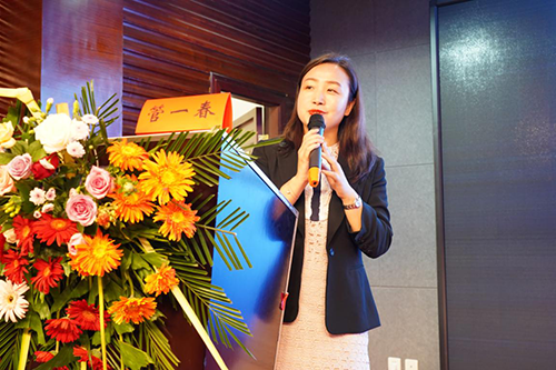 管一春教授《pcos合并不孕的治疗策略》主持人风采本次大会成功举办