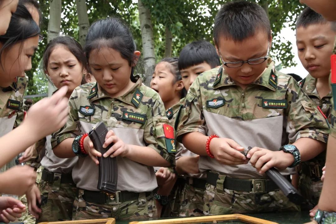红领巾心向党少年军校军事研学夏令营火热集结中