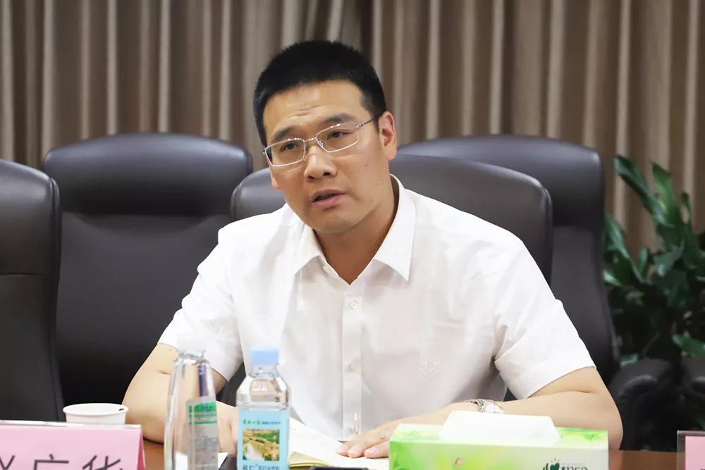 总部成功举行,北京城建深港建筑装饰工程有限公司常务副总经理赵广华