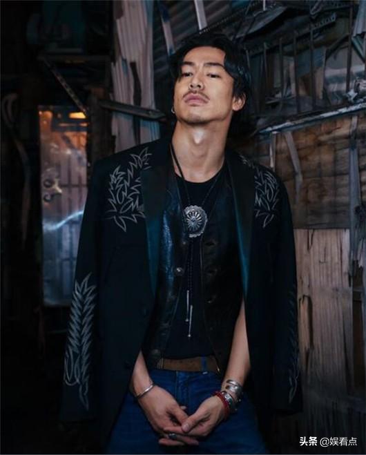 45岁林志玲嫁日籍老公引发网友声讨,男方前任女友比志玲还性感_黑泽