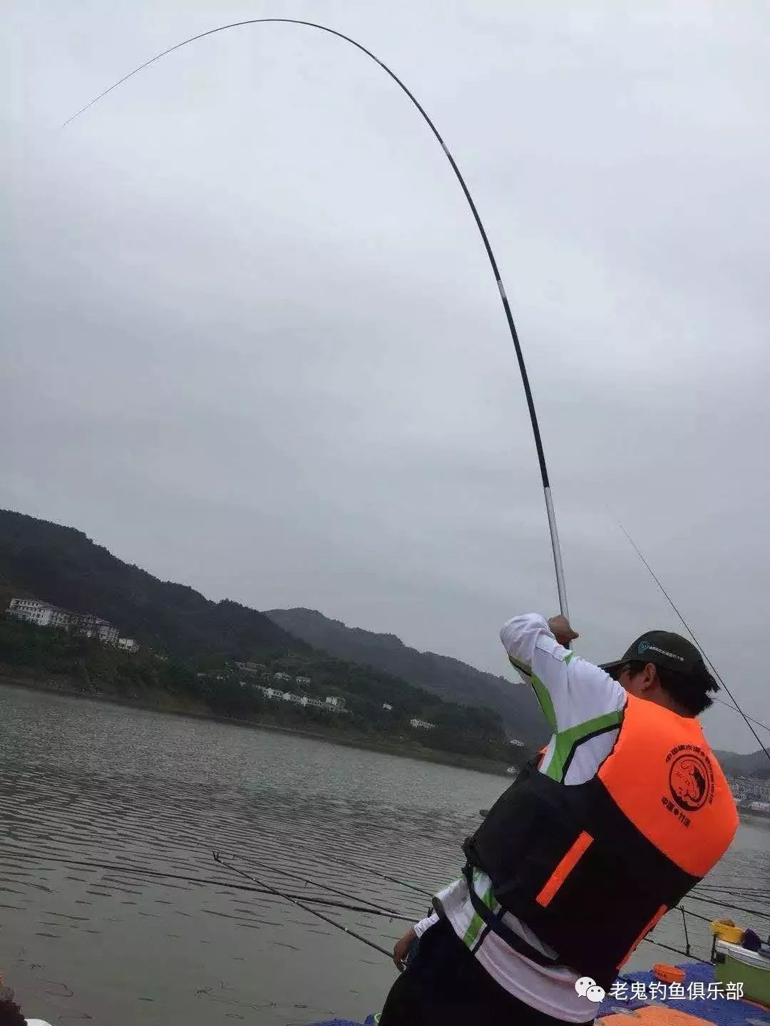 正确把握提竿时机,上鱼率提高30%!_动作