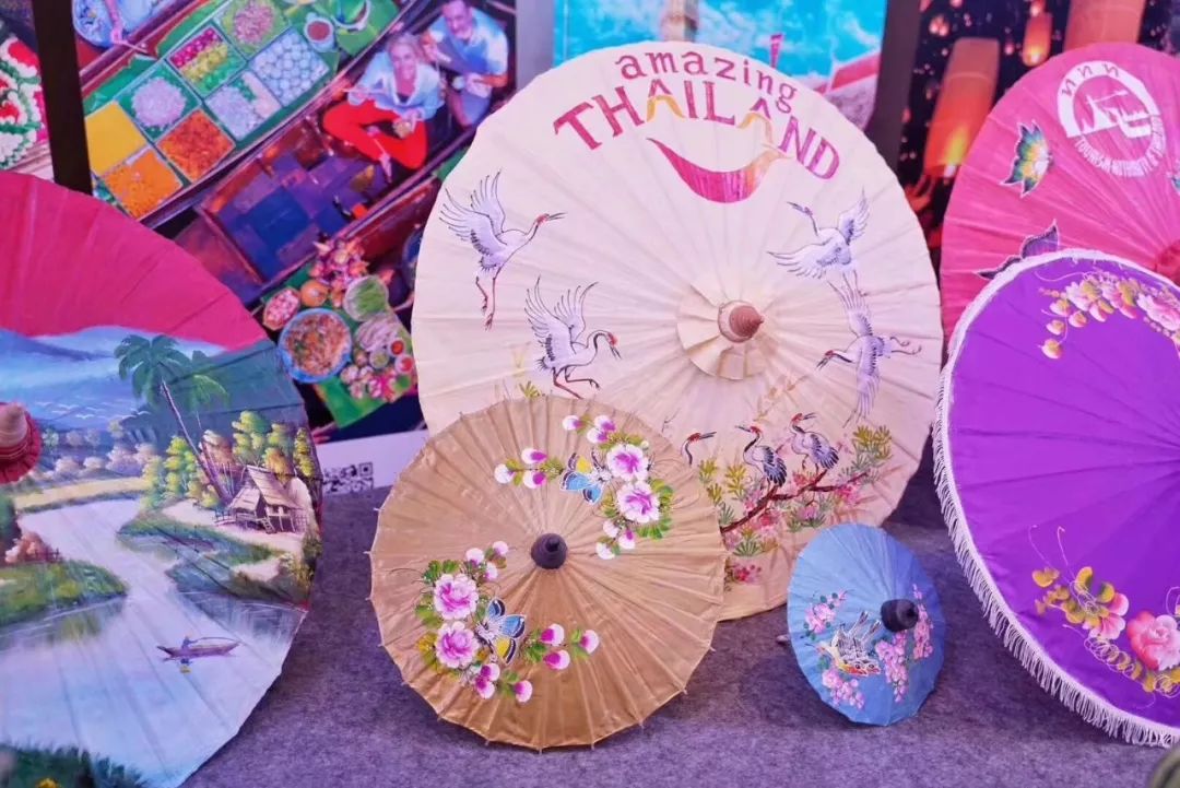 手工油纸伞绘图,手工油纸伞,手绘油纸伞_大山谷图库