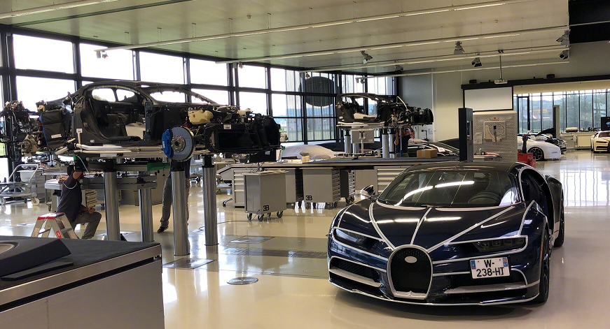 探访1000平米的布加迪工厂,仅20名技工,但每年人均产值达1亿!