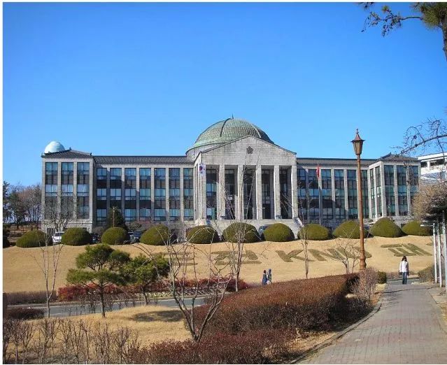 记优秀毕业生张海燕的韩国留学生活_永进