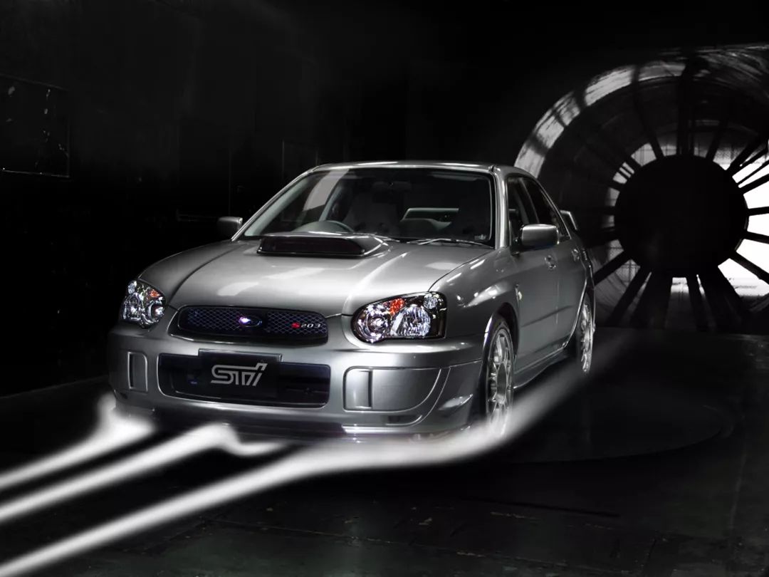 于2005年发布的s203则类似于s202的中期改款车型,特为纪念斯巴鲁拉力