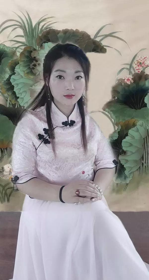 最新时代魅力女工笔画家贾玲作品欣赏