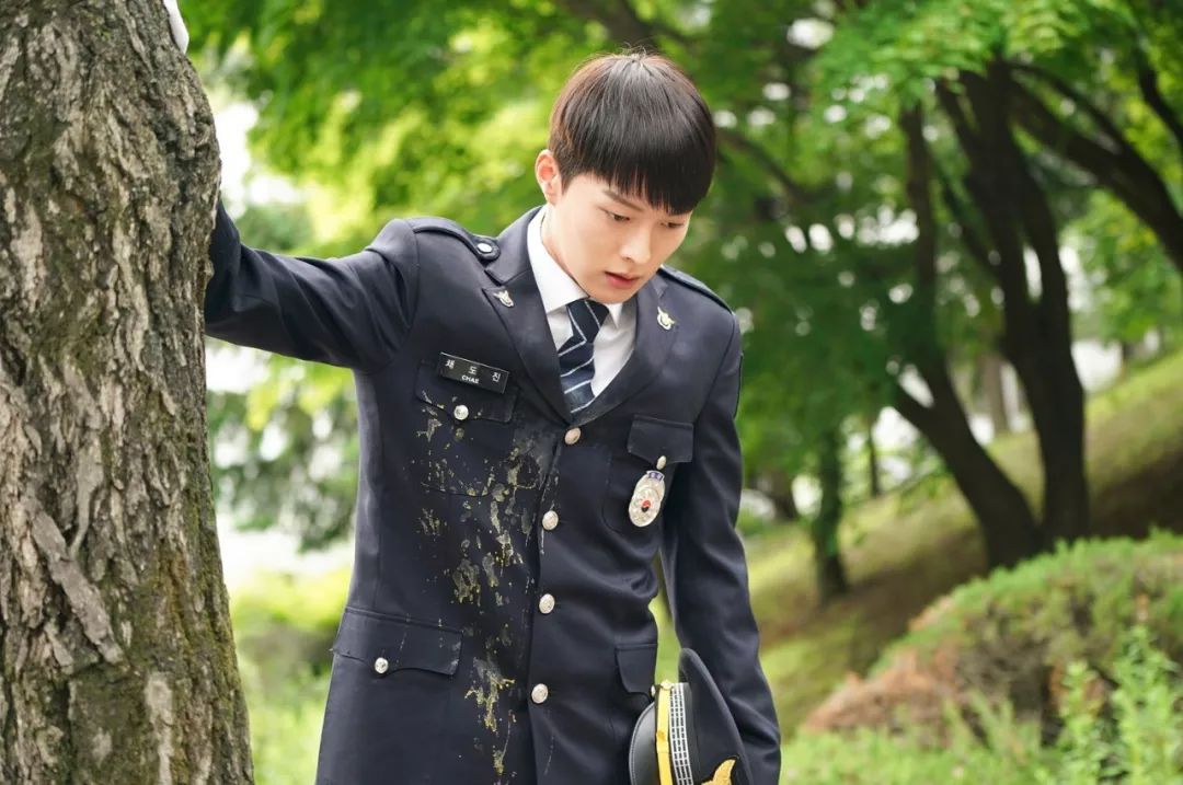 请输入搜索词:张基龙