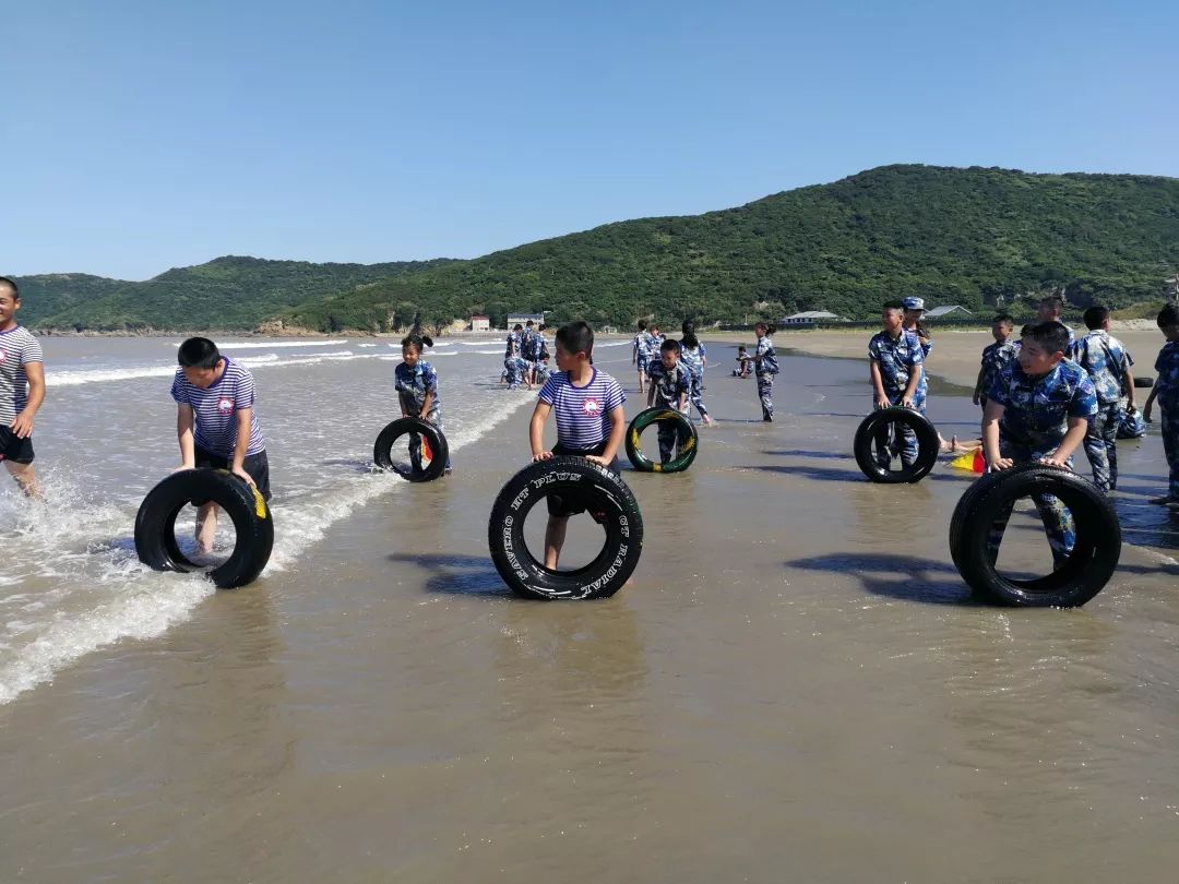 东海少年兵第九届夏令营36公里的沙滩制盐登舰艇海军生活