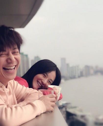 何老师给跳跳俏俏发六一红包谢娜代收后晒的聊天记录太真实