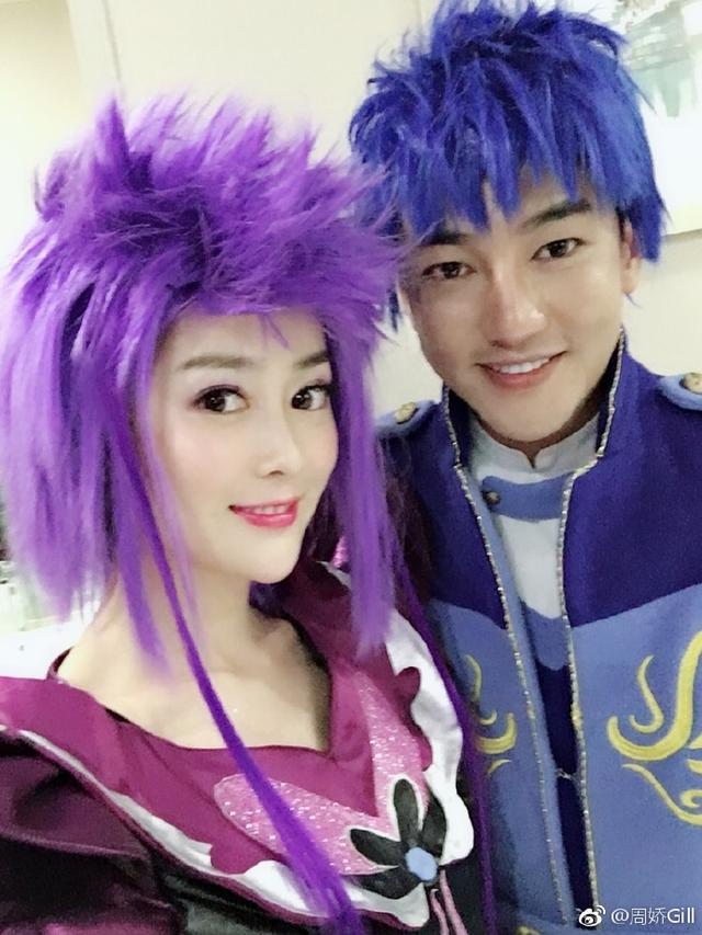 这是黑魔仙小月?11年过去了,长成网红脸还撞脸张檬,被质疑整容_周娇