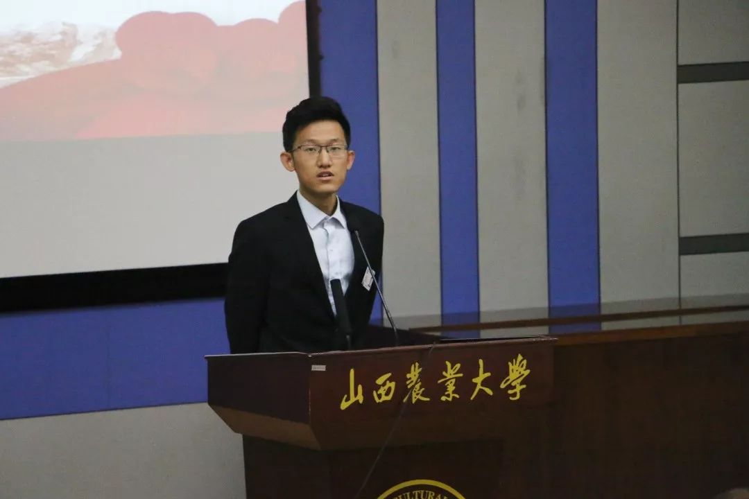 学院资讯丨我院举办第七届学生分会主席团换届大会_李嘉骏