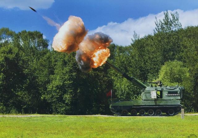 射程超过40公里的大炮该怎么瞄准?还需要标杆和瞄准镜么?