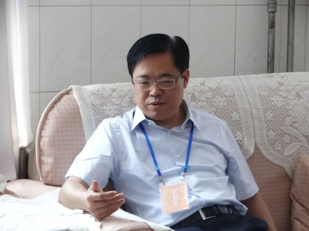 [高考]王文琦亲临考场督导高考有关工作