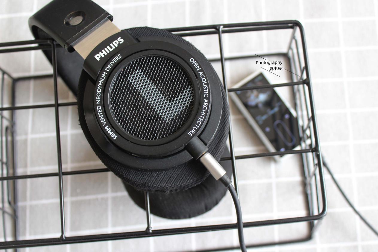 飞利浦shp9500体验这大概是500元价位段最值得入手的头戴耳机