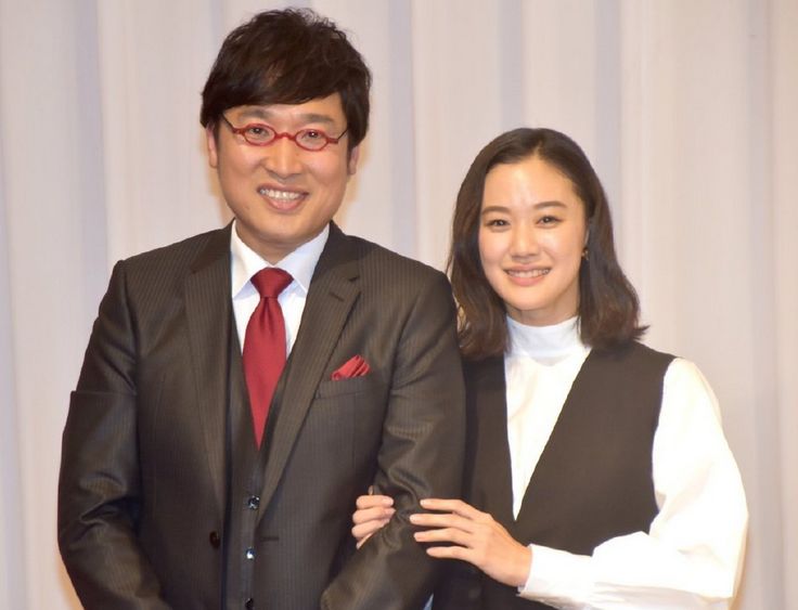 现实版美女与野兽苍井优闪婚42岁搞笑艺人