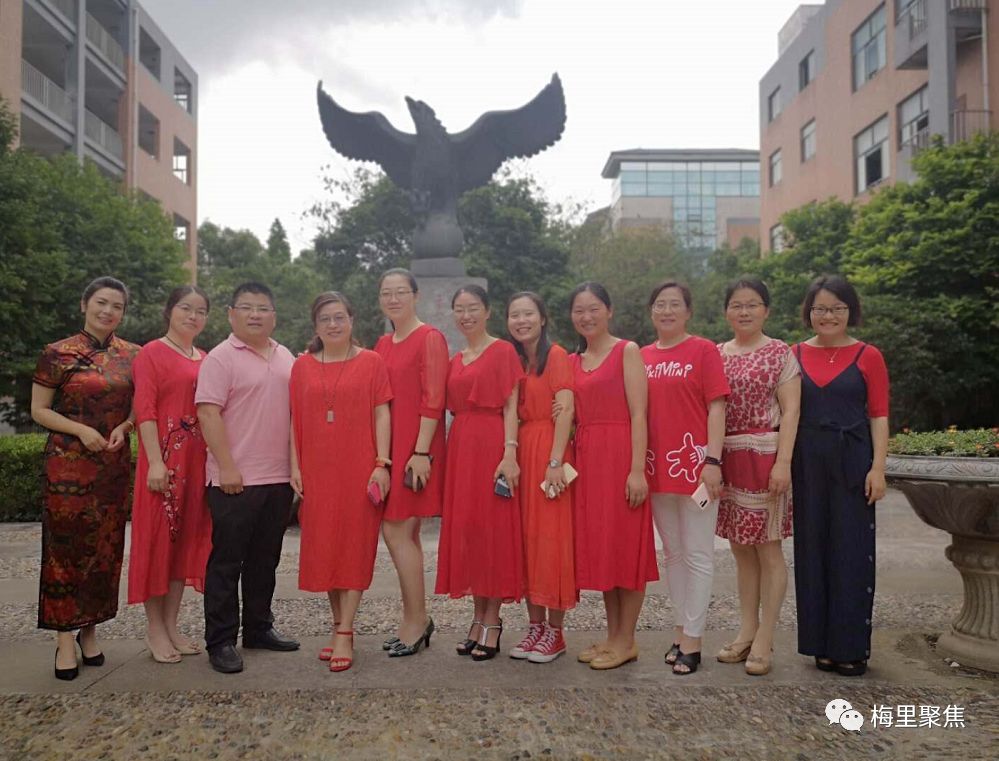 50張照片直擊梅村高中高考現場祝所有考生一舉高粽