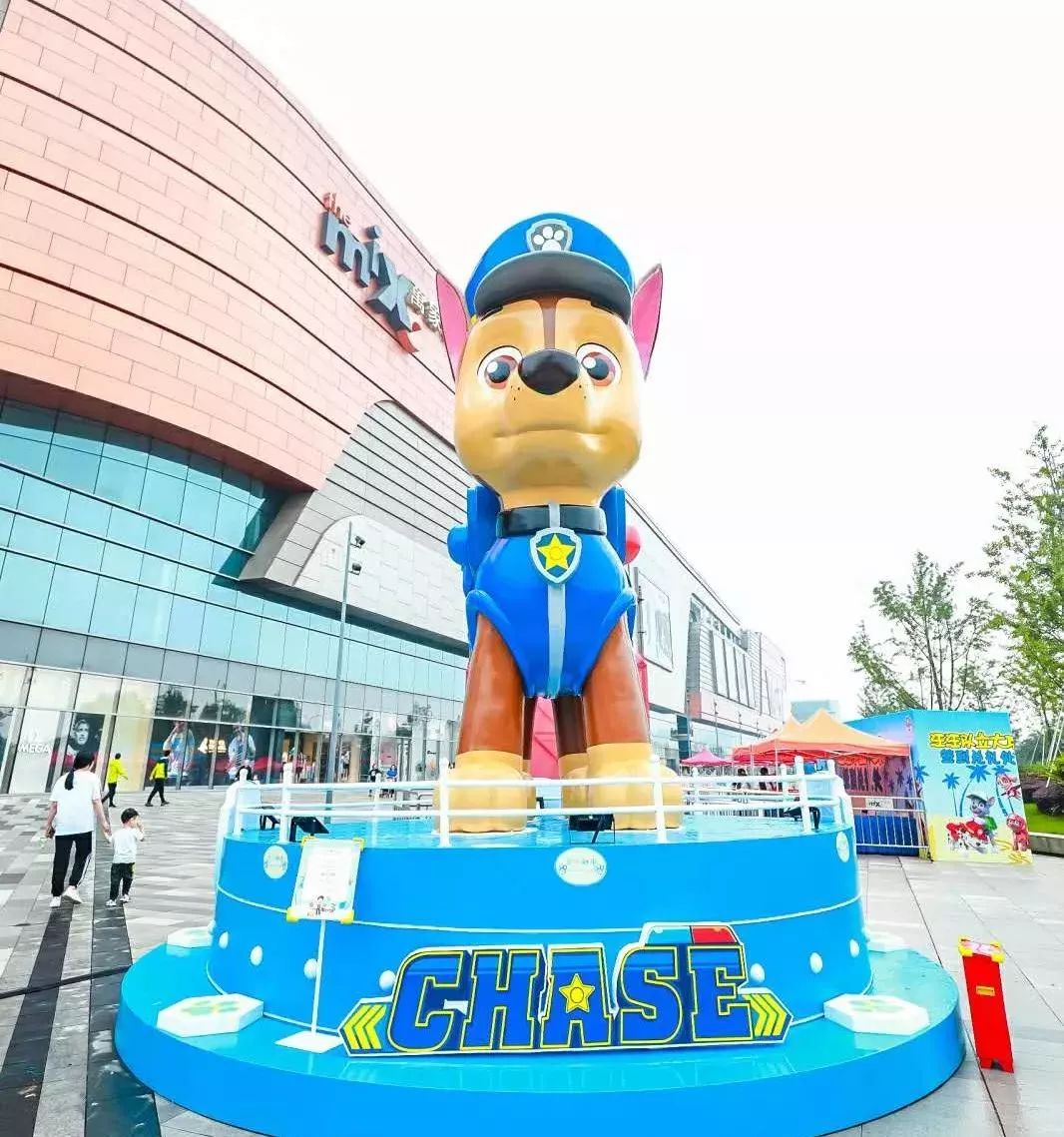 阿奇队长先给你个抱抱!