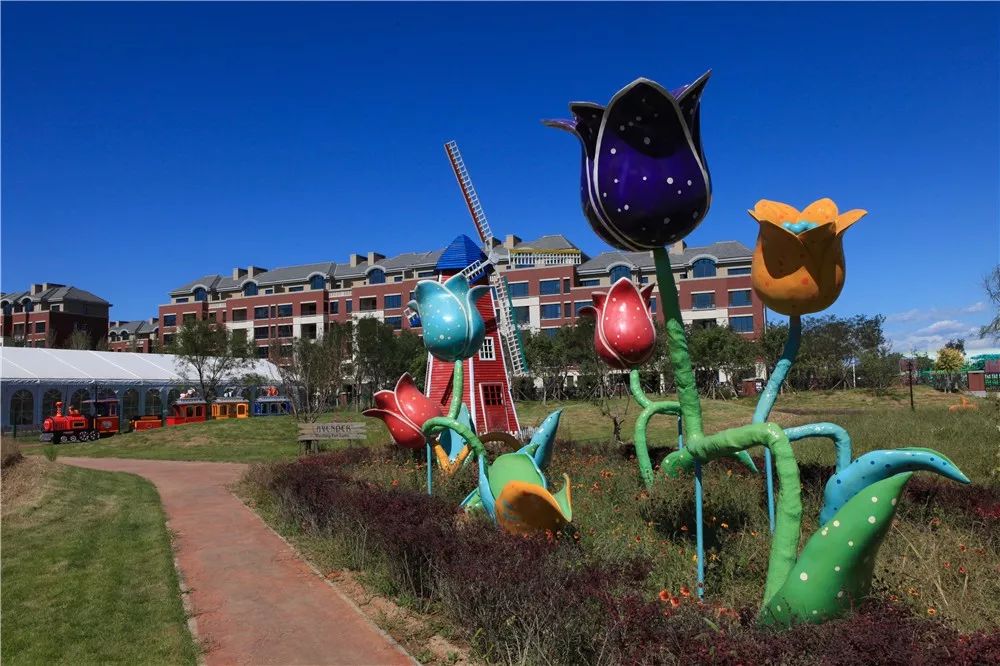 精心设计的儿童公园像鲁迅先生的百草园走进孩子们记忆中的童年留下孩