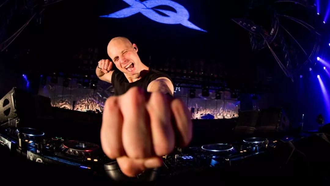 南山superface酒吧燃帝rand震撼来袭