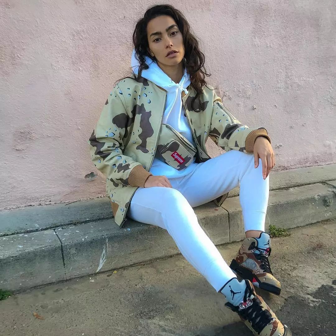 除了穿潮牌做运动adrianneho维持完美的秘诀还有什么