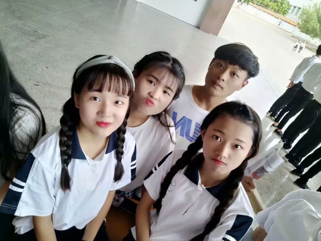 电白三中2019高考加油!毕业照收集第二集!_图片