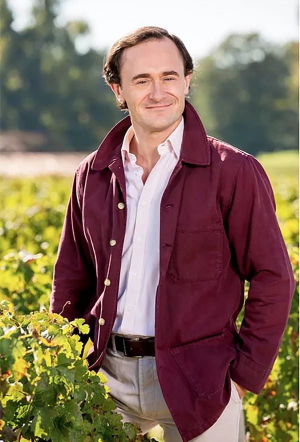 米隆修士堡和阿尔梅亚堡,并与兄长共同持有雅克男爵酒庄